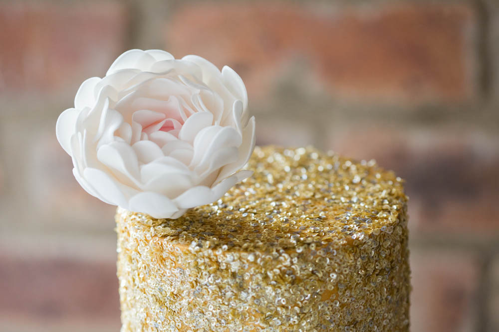 The Master Cakesmith Wedding Cake Shoot: Floral and sparkles!
