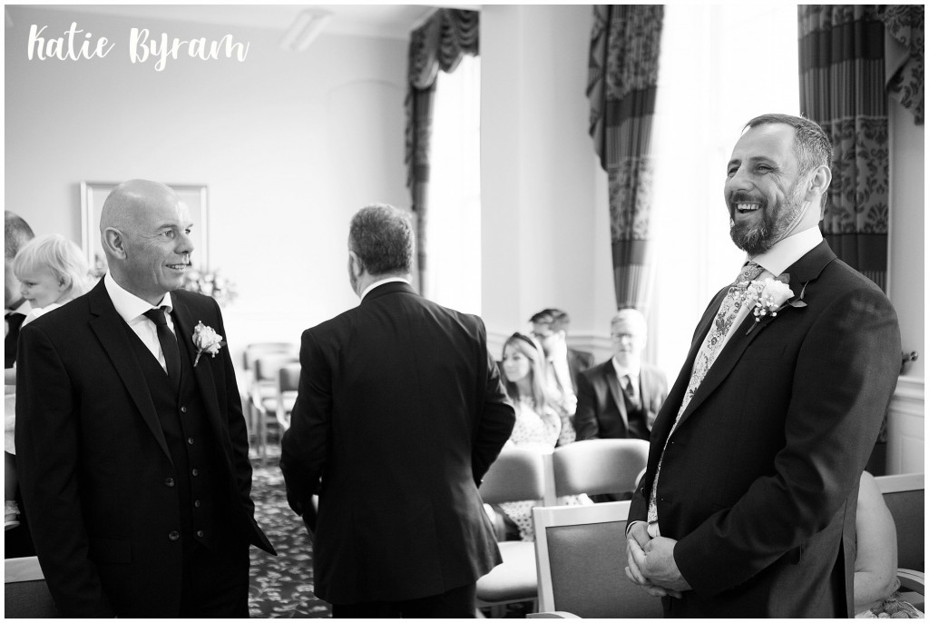 st georges hall wedding, katie byram photographer, liverpool wedding, sefton room, hope street wedding, bread and butter restaurant, 