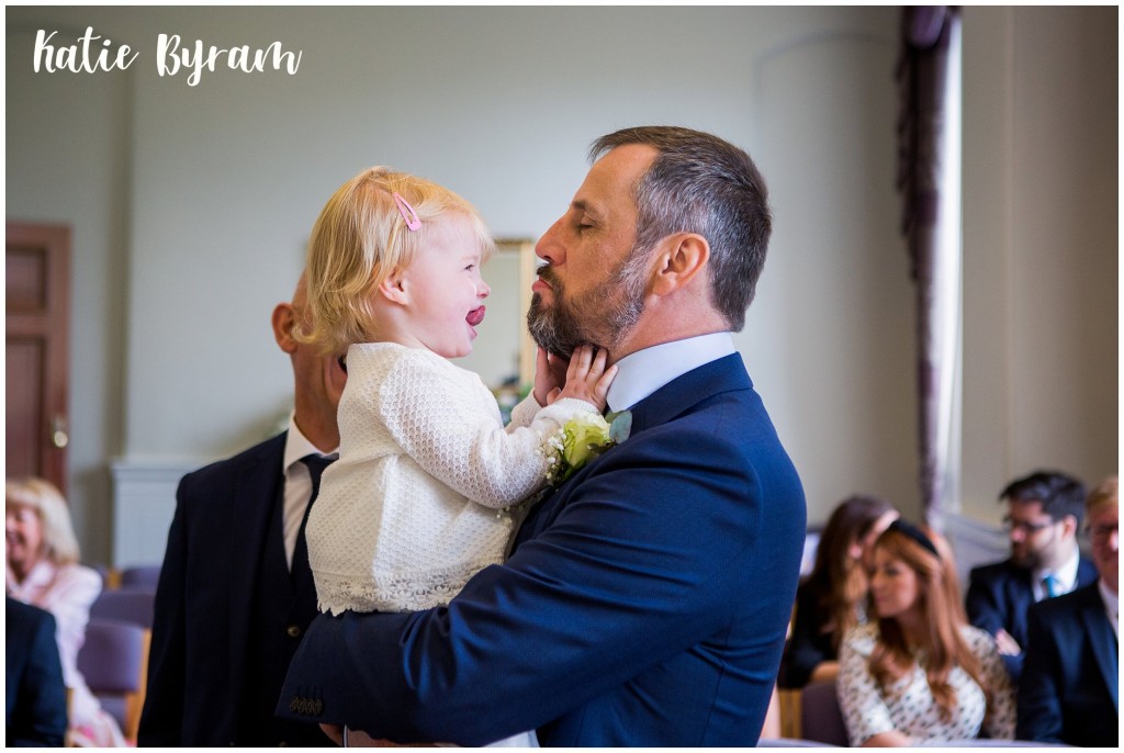 st georges hall wedding, katie byram photographer, liverpool wedding, sefton room, hope street wedding, bread and butter restaurant, 