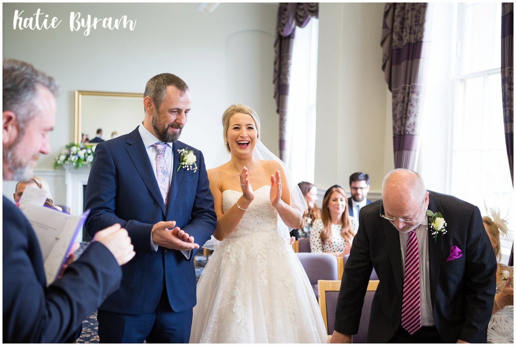 st georges hall wedding, katie byram photographer, liverpool wedding, sefton room, hope street wedding, bread and butter restaurant, 