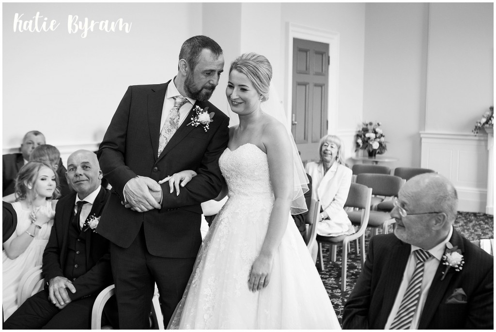 st georges hall wedding, katie byram photographer, liverpool wedding, sefton room, hope street wedding, bread and butter restaurant, 