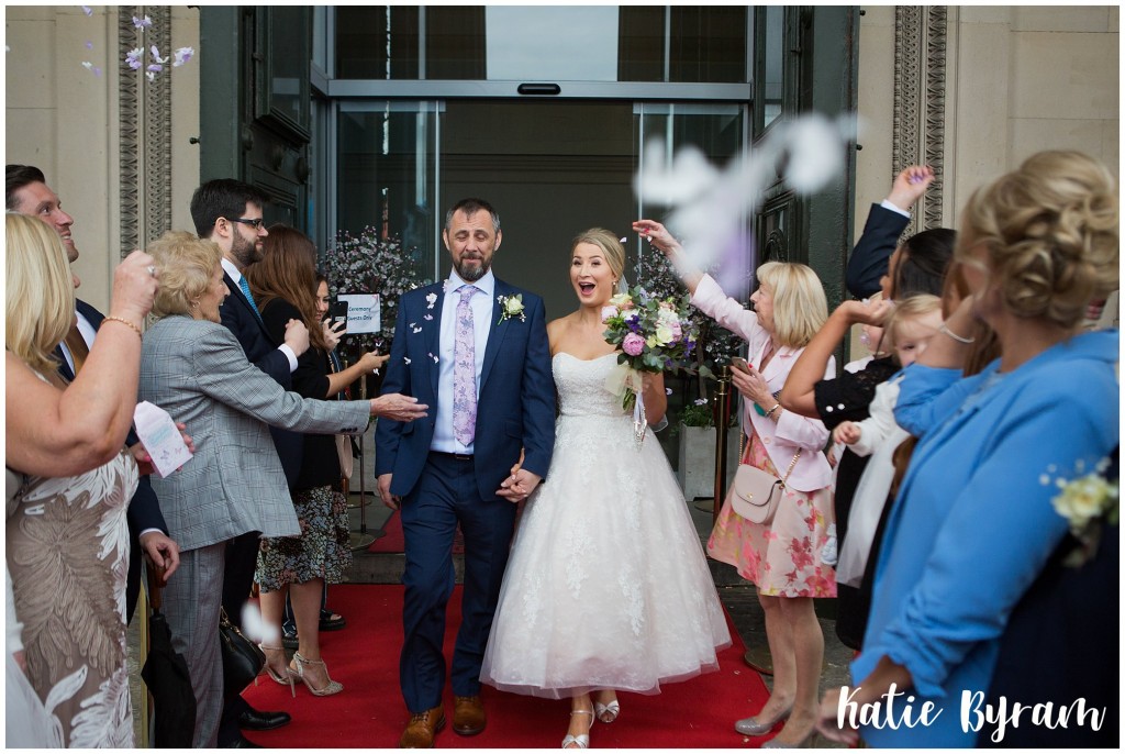 st georges hall wedding, katie byram photographer, liverpool wedding, sefton room, hope street wedding, bread and butter restaurant, 