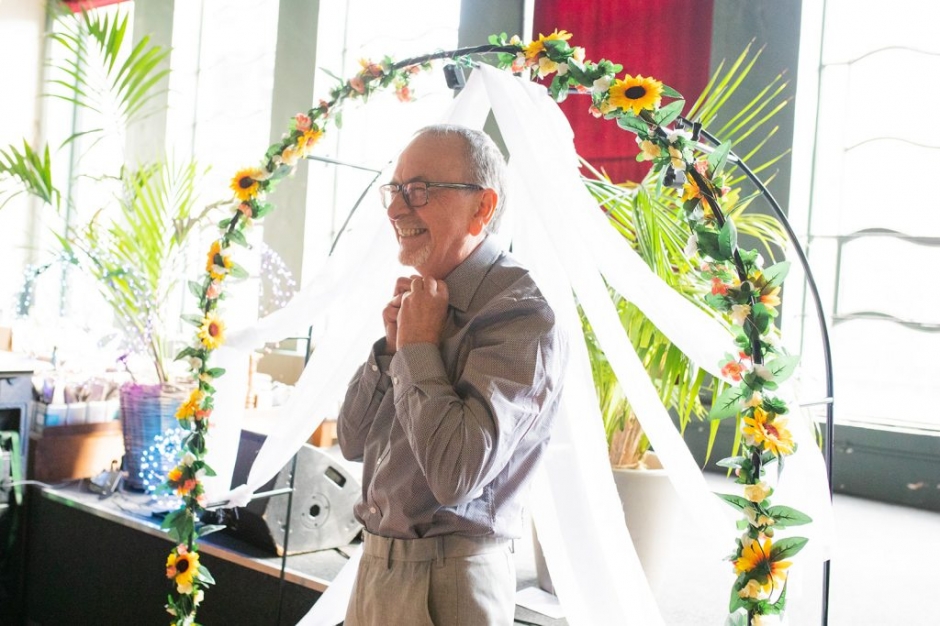 leaf on bold street, untraditional wedding, Katie byram photography, Liverpool wedding venue, 