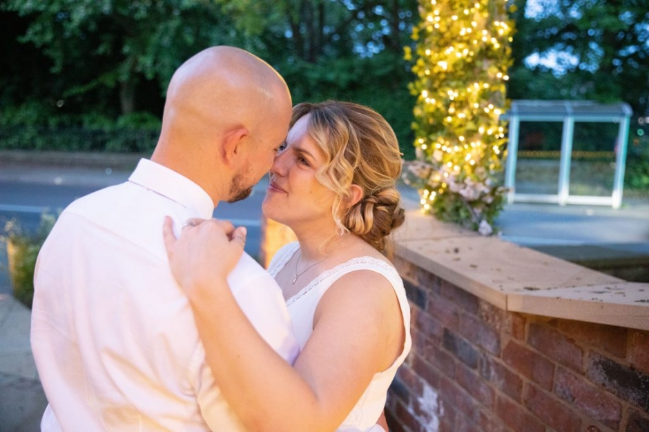 Sheffield wedding, Sheffield town hall wedding, Katie Byram Photography, brocco on the park, brocco on the park wedding, ecclesfield wedding, brocco Sheffield, small wedding venue, restaurant wedding, 