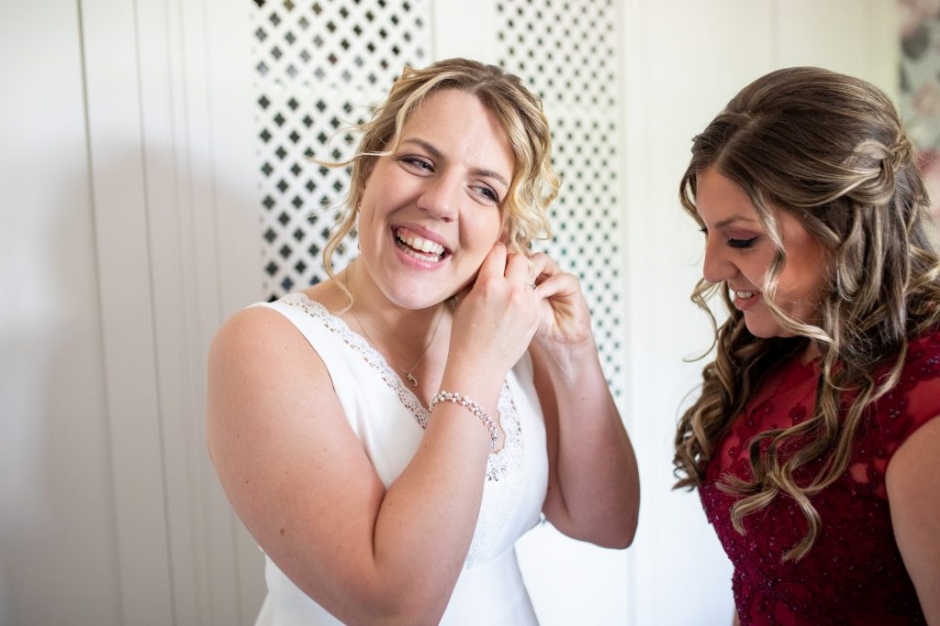 Sheffield wedding, Sheffield town hall wedding, Katie Byram Photography, brocco on the park, brocco on the park wedding, ecclesfield wedding, brocco Sheffield, small wedding venue, restaurant wedding, 