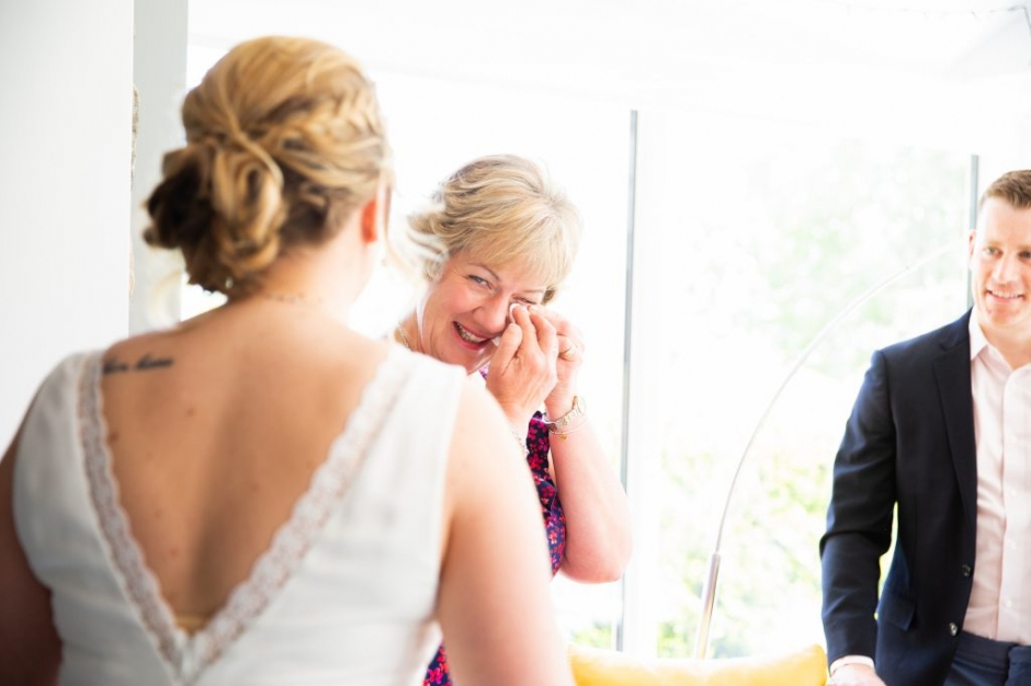 Sheffield wedding, Sheffield town hall wedding, Katie Byram Photography, brocco on the park, brocco on the park wedding, ecclesfield wedding, brocco Sheffield, small wedding venue, restaurant wedding, 